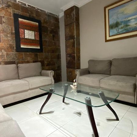 Hostal Bellagio Guayaquil Bagian luar foto